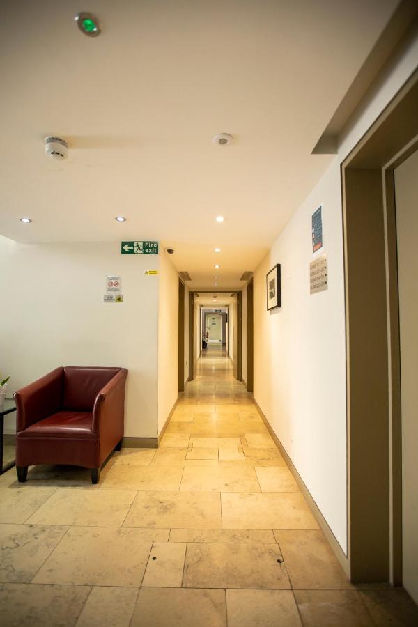 Arch Hotel Лондон Екстериор снимка