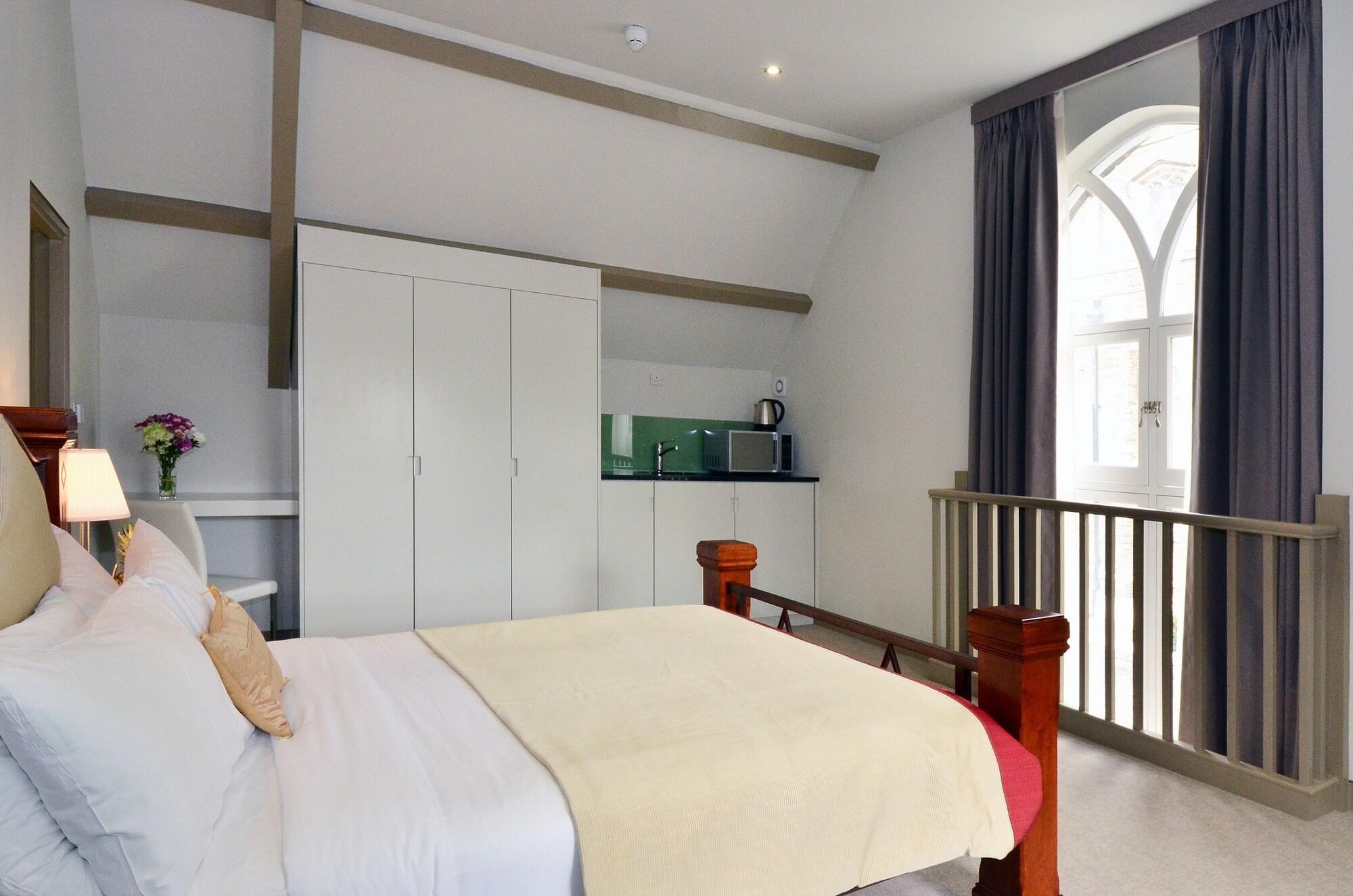 Arch Hotel Лондон Екстериор снимка