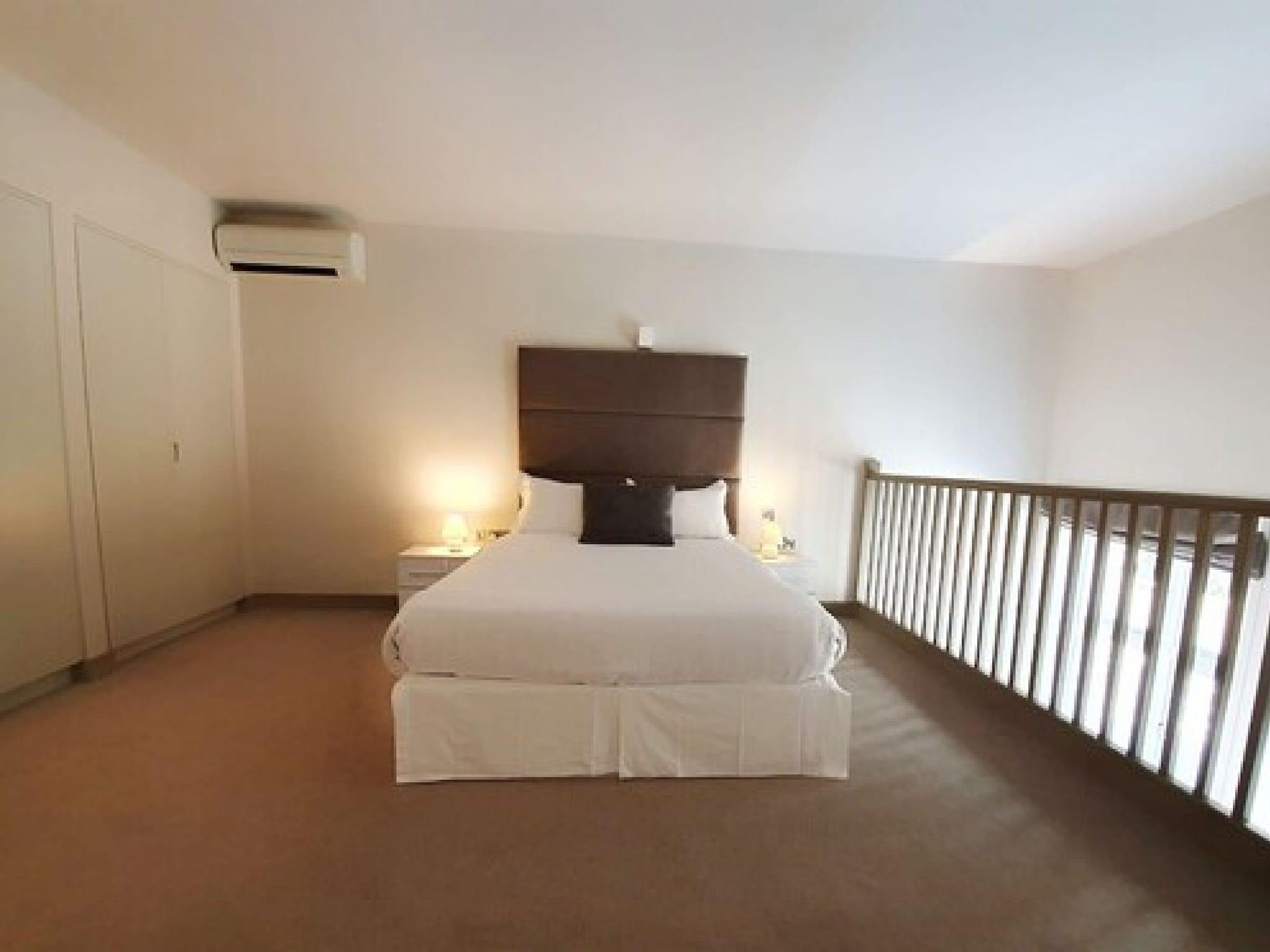 Arch Hotel Лондон Екстериор снимка